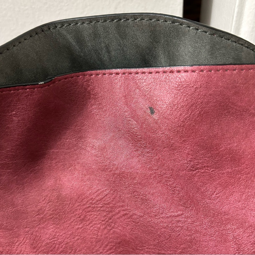 SYDNEY LOVE - Reservable Hobo Bag with Crossbody set. Grey and Burgundy/Rose - Picture 14 of 14